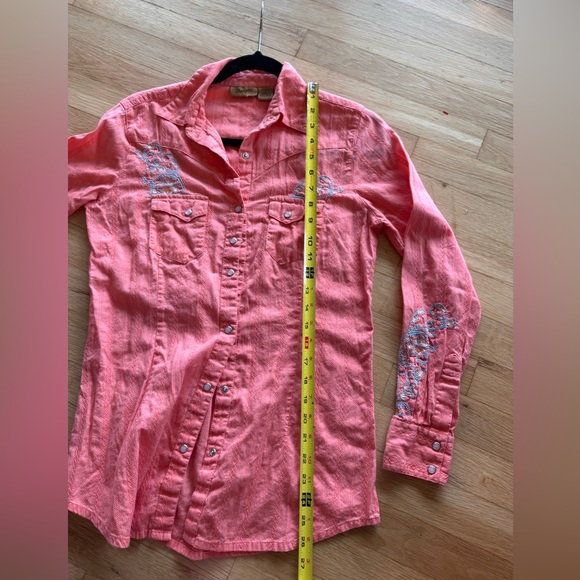 Wrangler Coral Button Down Shirt with Embroidery - Picture 5 of 6